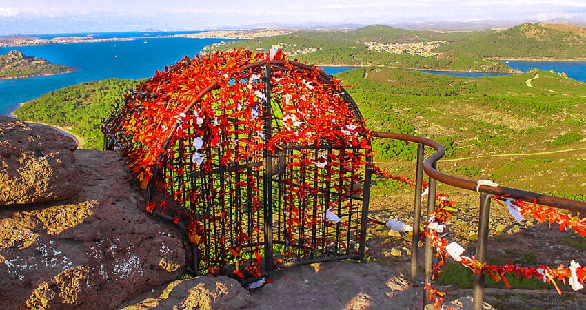 Cunda Adası Nerede, Nasıl Gidilir, Nerede Kalınır